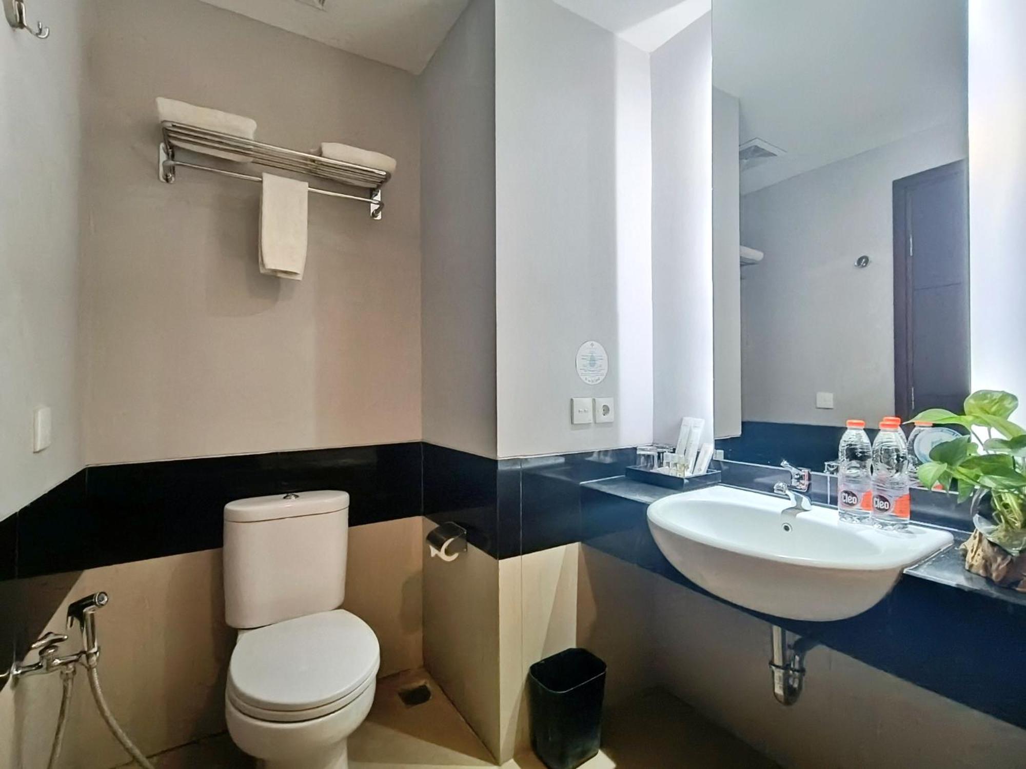 Grand Cakra Hotel Malang Eksteriør billede